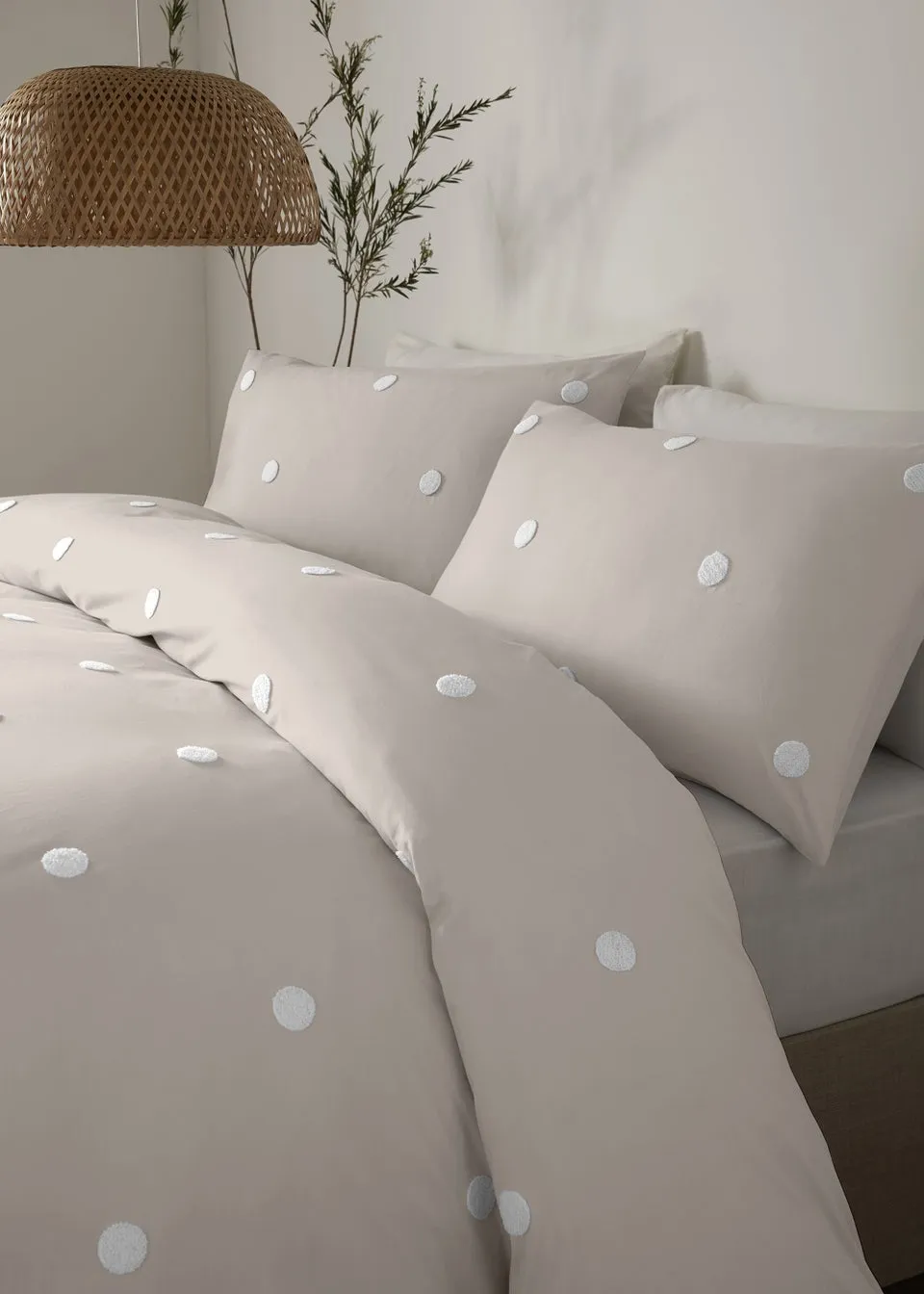 Appletree Dot Garden Beige Duvet Cover Set