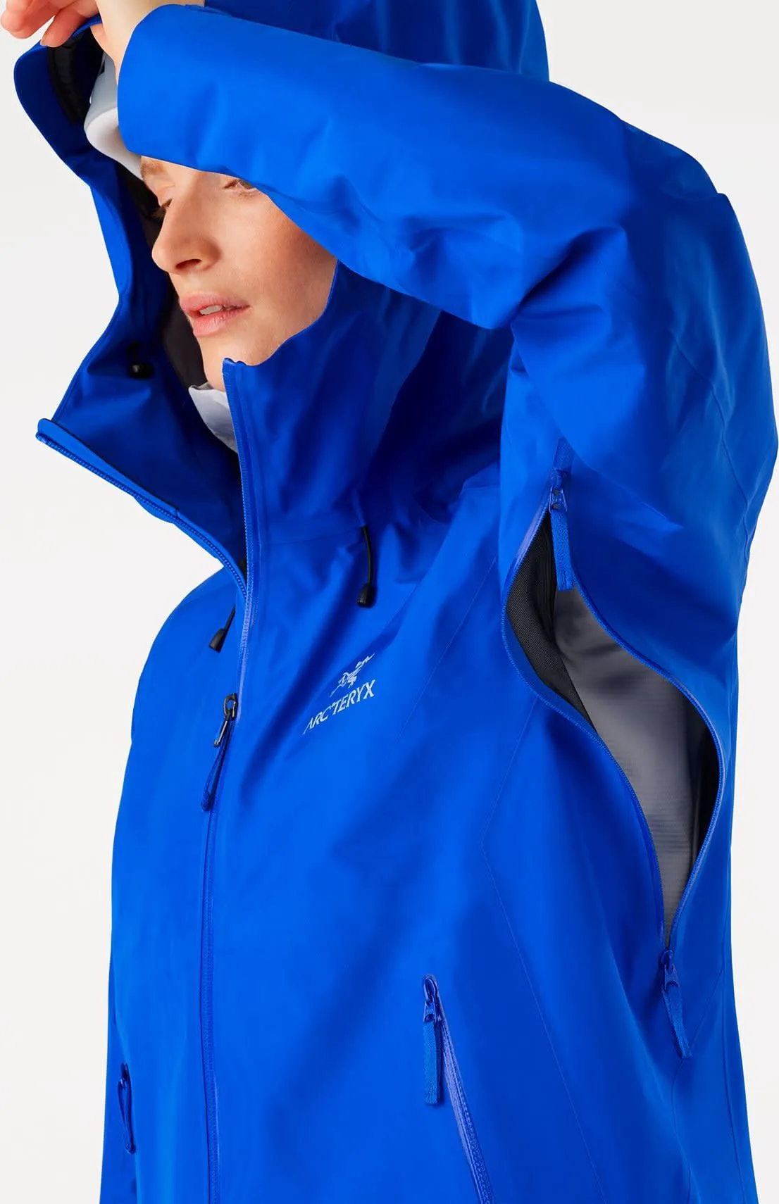 Arc'teryx Women's Beta LT Jacket Vitality | Buy Arc'teryx Women's Beta LT Jacket Vitality here | Outnorth