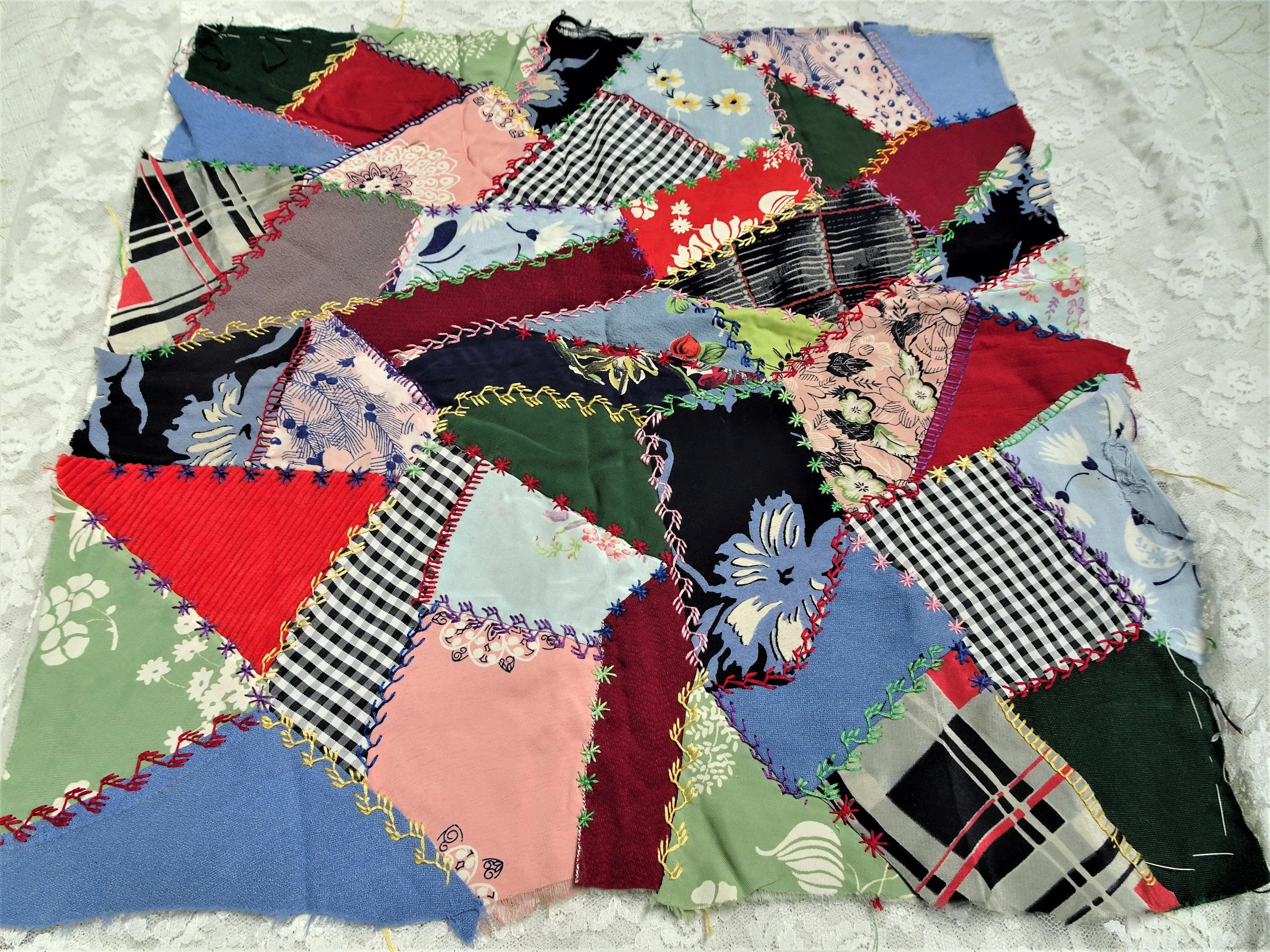 BEAUTIFUL Antique Crazy Quilt Large Block,Perfect For Cushion,Selection of Hand Embroidery,Lovely Fabrics,Charming To Frame,Farm