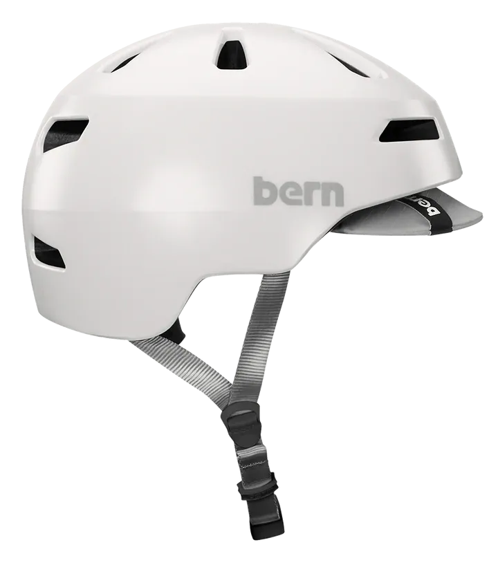 Bern Brentwood 2.0 Helmet with Visor - Satin White