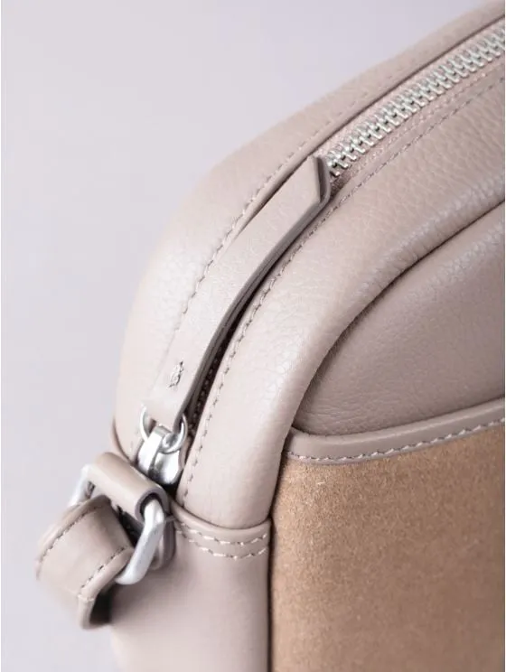 Coniston Leather Cross Body Camera Bag in Taupe