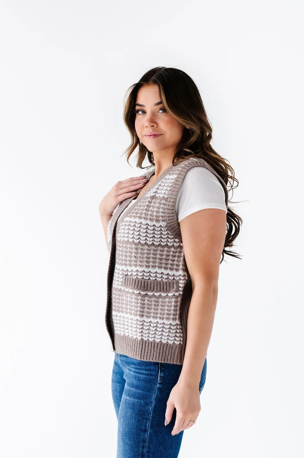 Gwyneth Textured Sweater Vest - Size Small Left