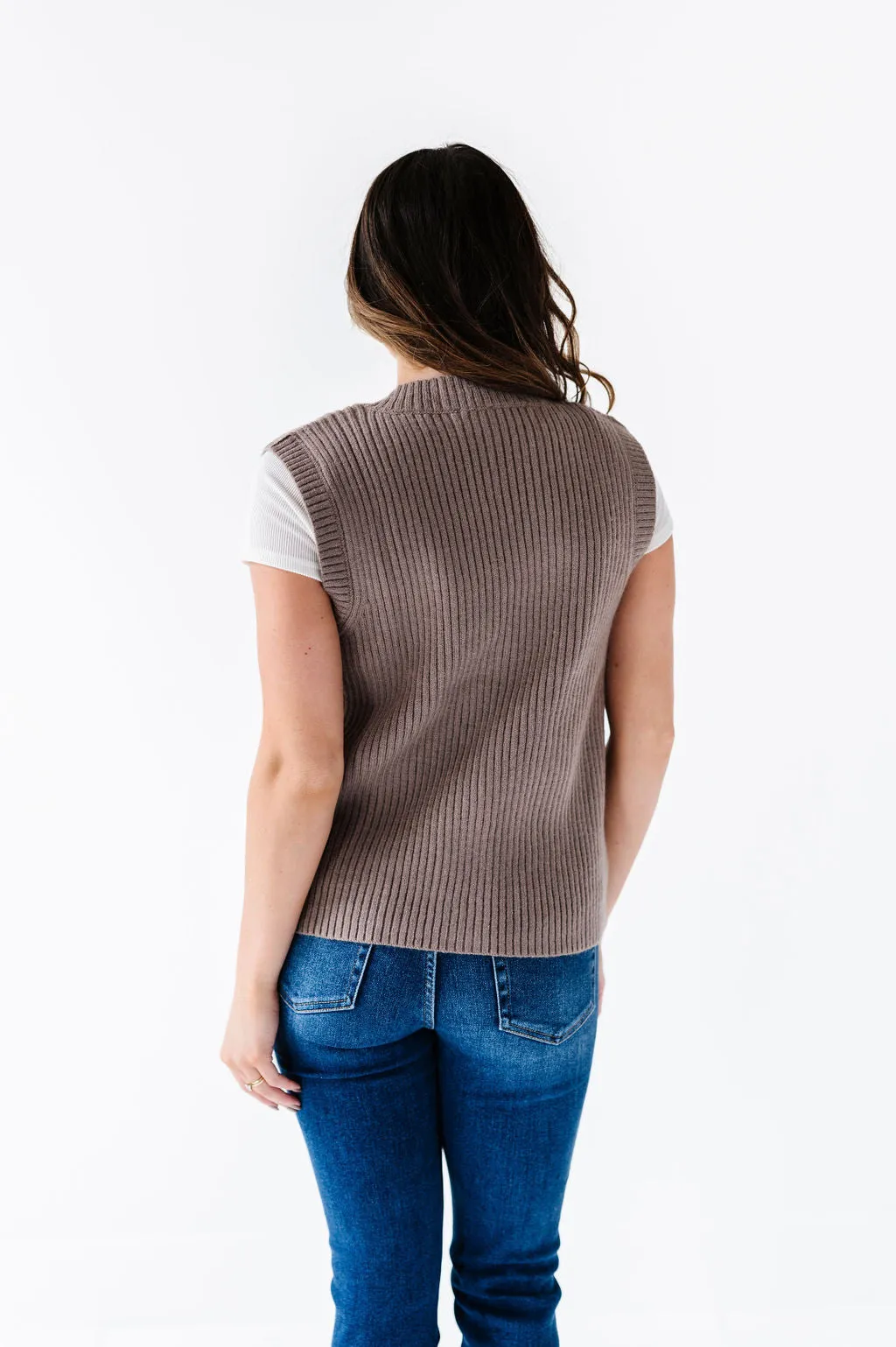 Gwyneth Textured Sweater Vest - Size Small Left