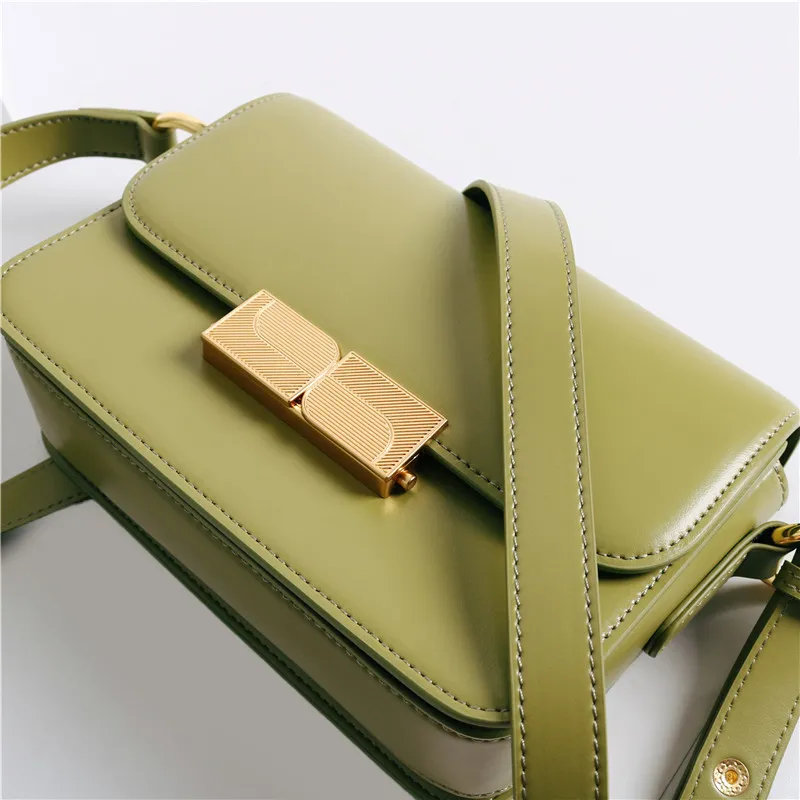 Izy Lynden Classic Crossbody Bag