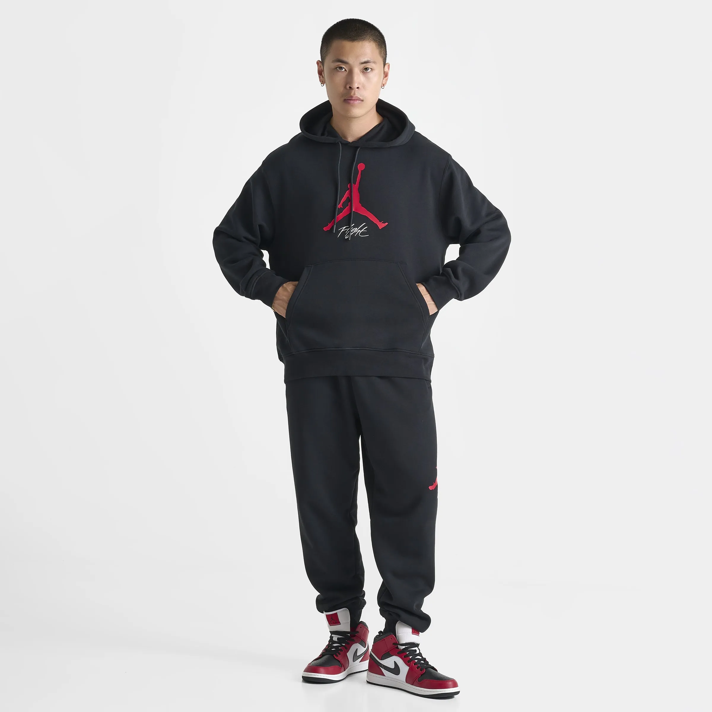 Jordan Essentials Fleece Pullover Hoodie Black / Gym Red