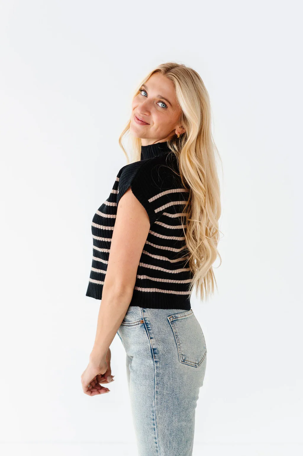 Kya Sweater Top in Black