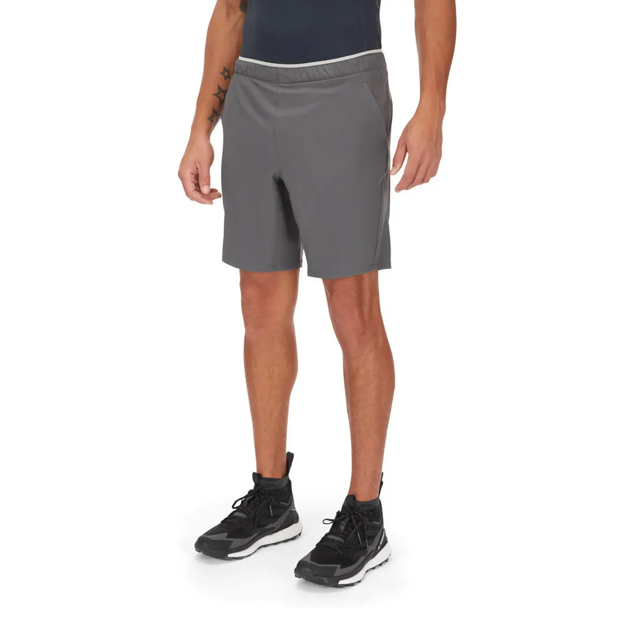 Momentum Light Shorts