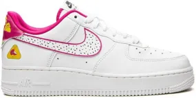 Nike Air Force 1 '07 LX Dragon Fruit sneakers White