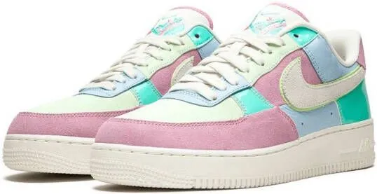 Nike Air Force 1 07 QS 