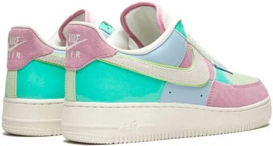 Nike Air Force 1 07 QS 