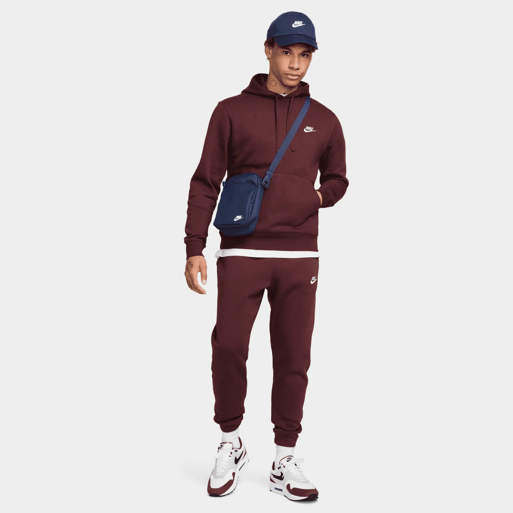 Nike Sportswear Club Fleece Pullover Hoodie Burgundy Crush / White