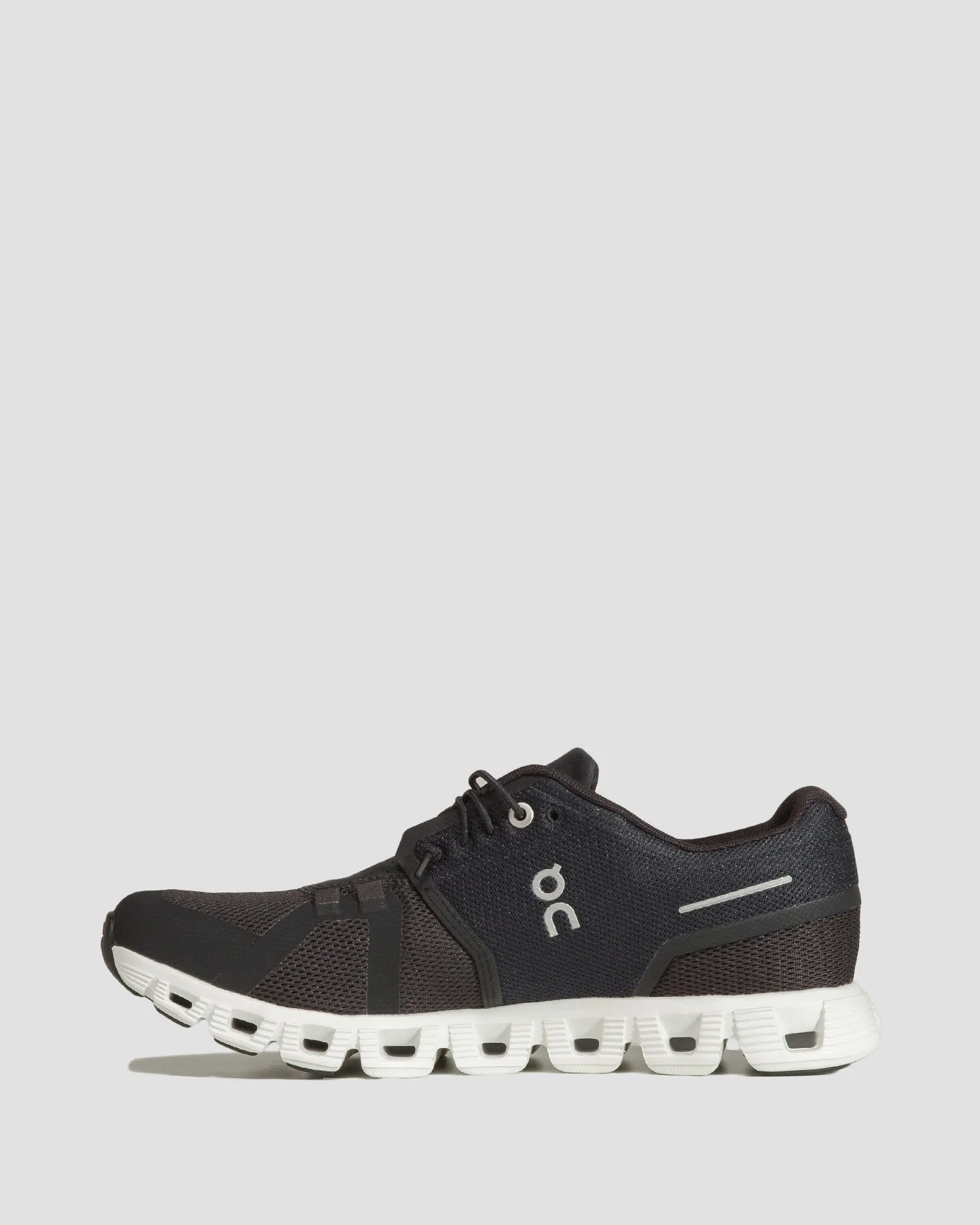 ON RUNNING Cloud 5. men’s trainers 5998919-black-white