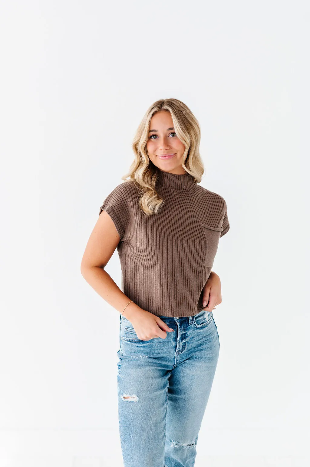 Rainee Sweater Top in Mocha