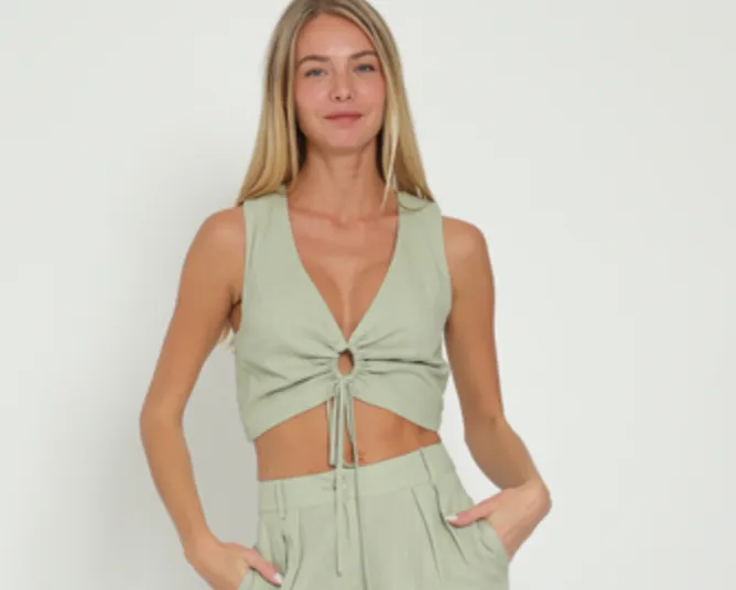 SLEEVELESS CINCH FRONT TOP - Sage