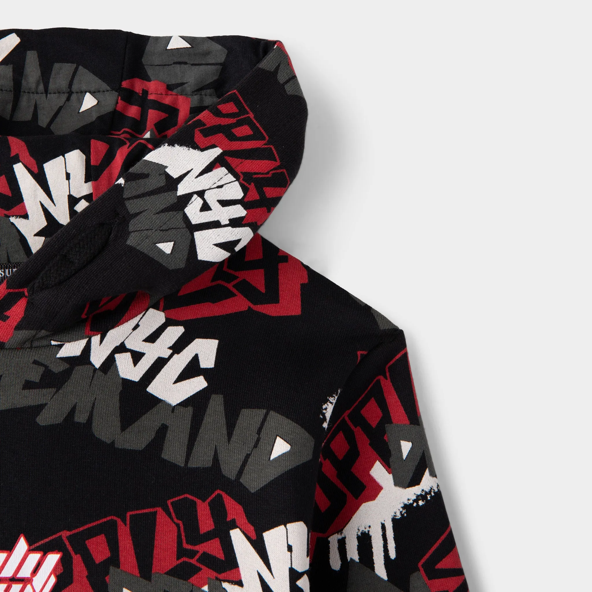 Supply & Demand Junior Boys' Spray Script Pullover Hoodie Black / Red