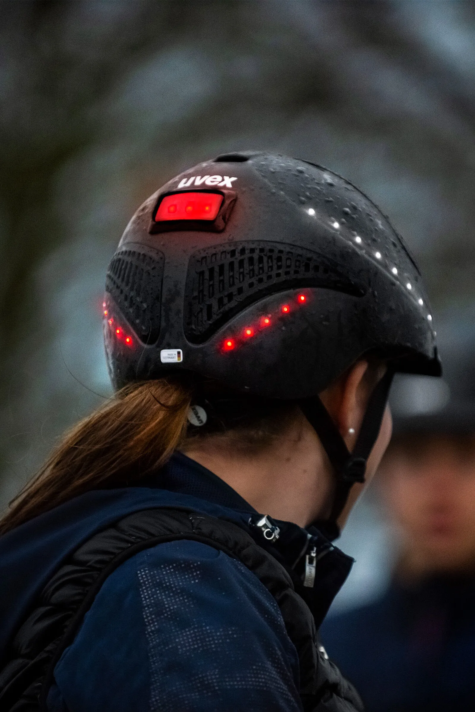 uvex uvex exxential II LED Riding Helmet